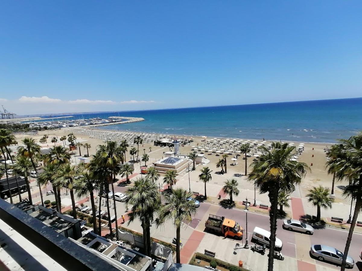 Sunorama Waterfront Apartment Larnaca Esterno foto
