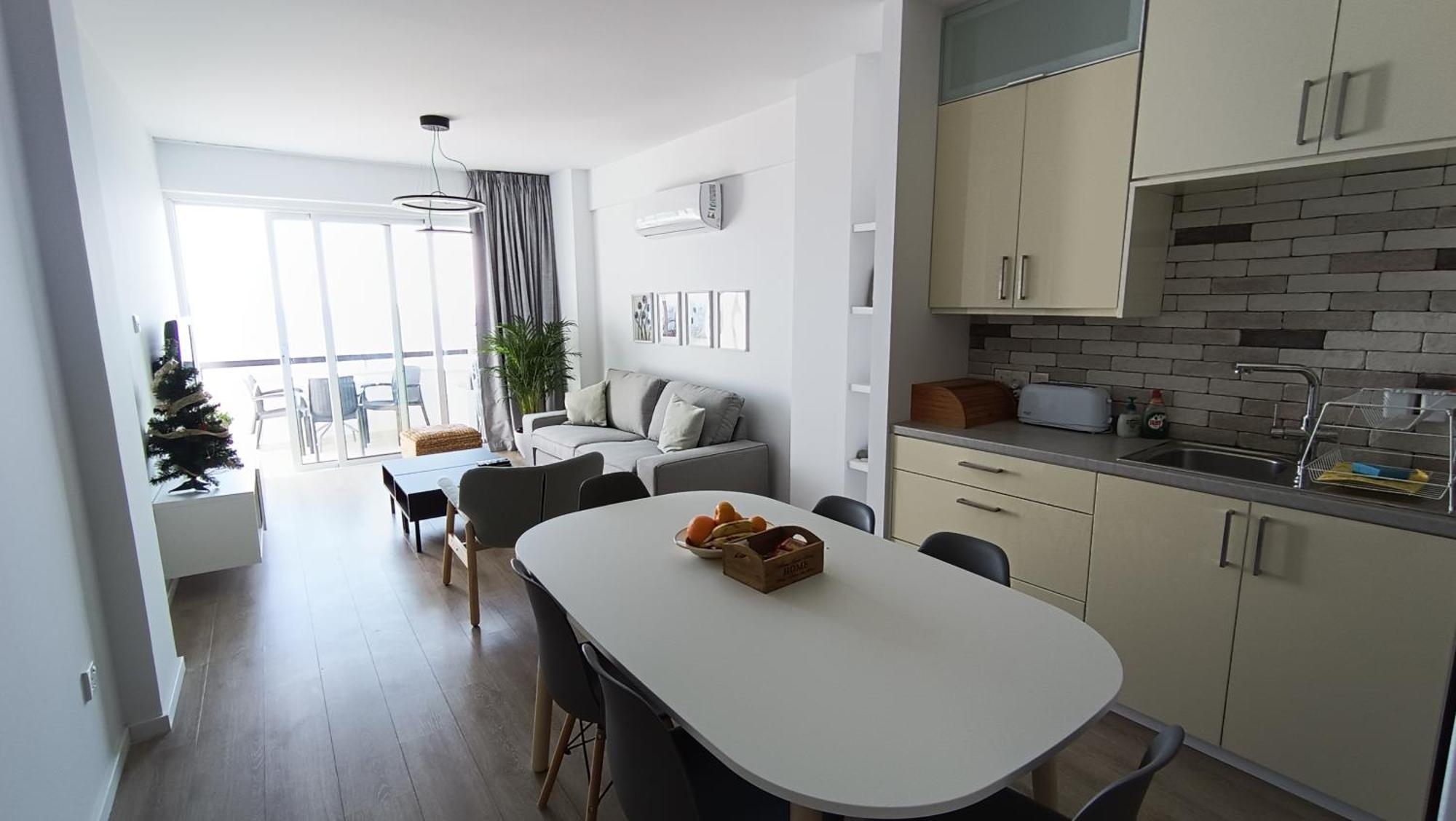 Sunorama Waterfront Apartment Larnaca Esterno foto