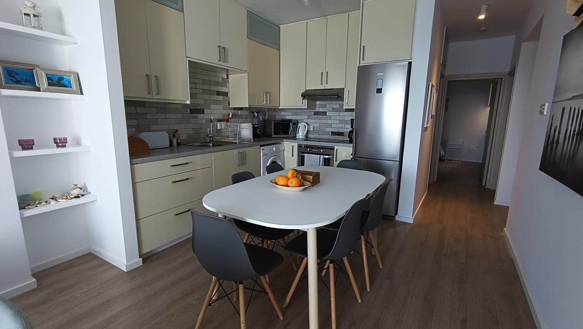 Sunorama Waterfront Apartment Larnaca Esterno foto